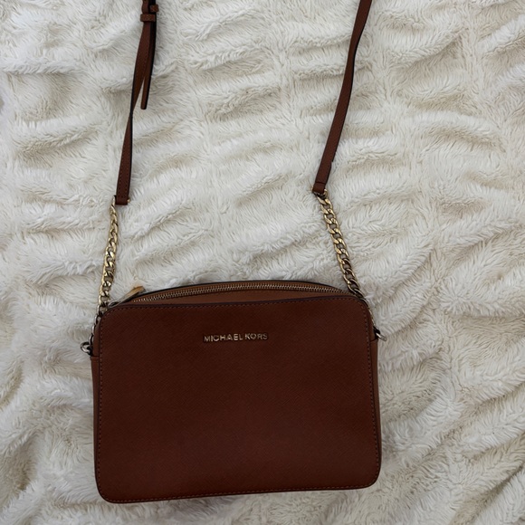 Michael Kors Tan Crossbody Bag with Gold Accents - Picture 2 of 5